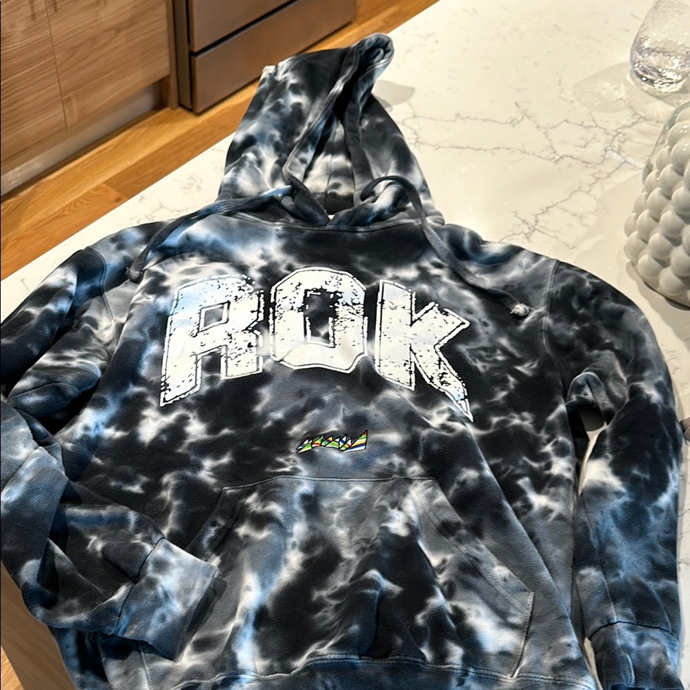Men’s Rok Miami hoodie